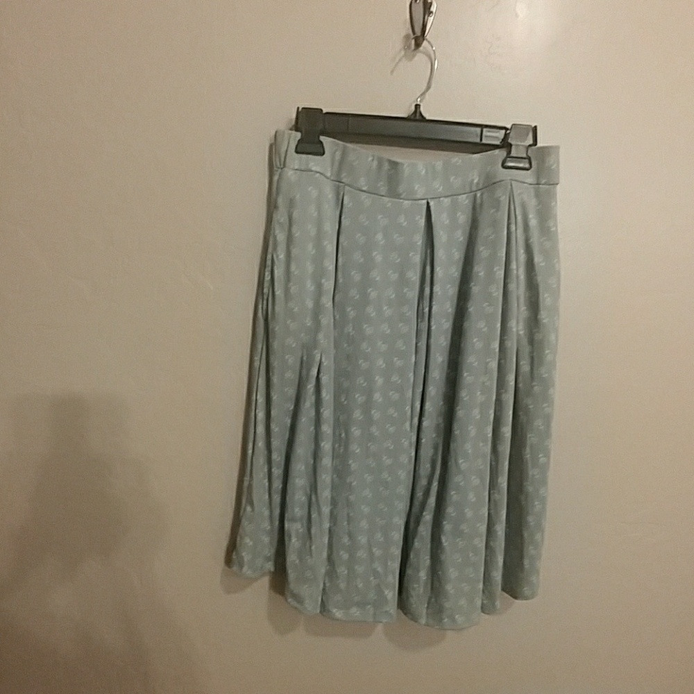 Skirt with pockets